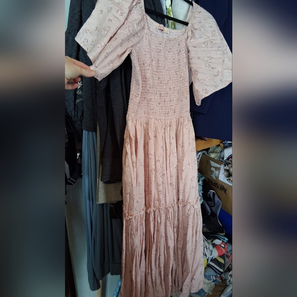 Ivy City Co Dusty Blush Floral Maxi Dress